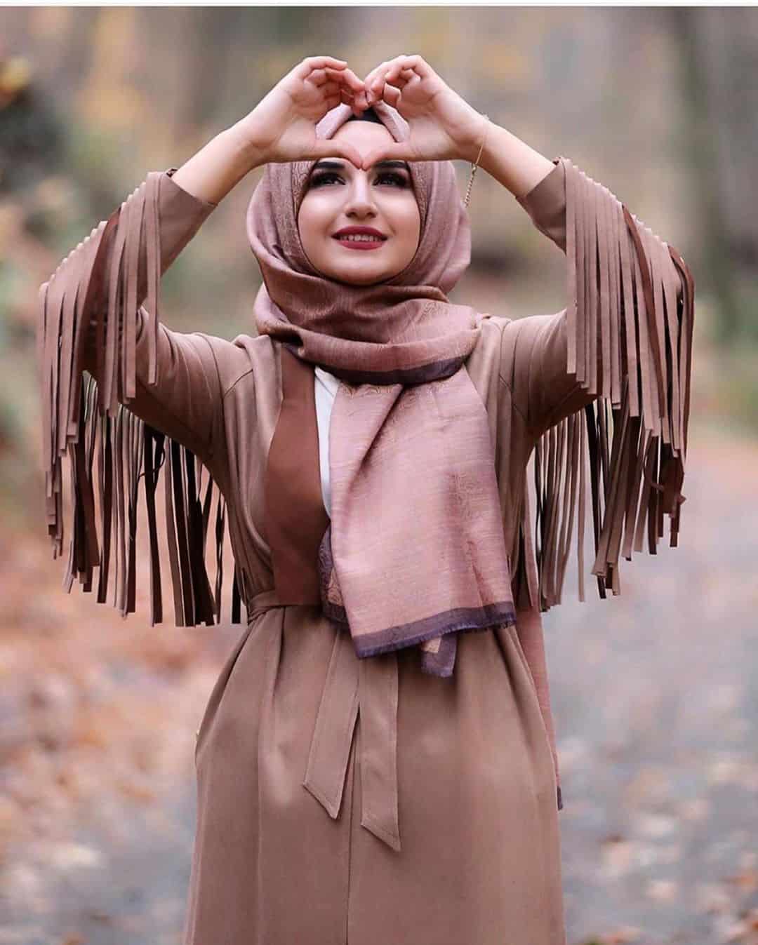 110+] Hijab Girls DP, Images, Photos, Pics & Wallpaper (HD)