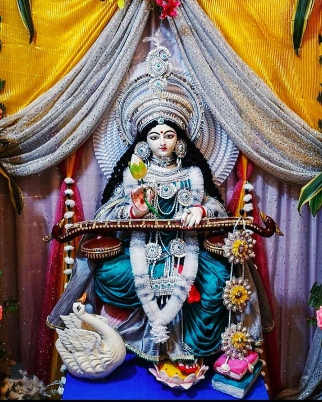 Jai Maa Saraswati Image