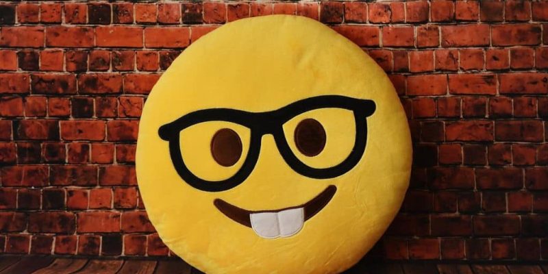 Smile Emoji DP Thumbnail