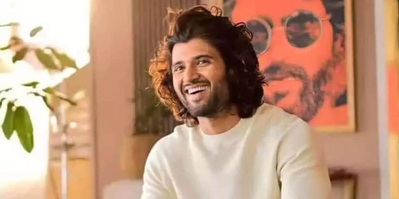 Vijay Devarakonda Photos Thumbnail