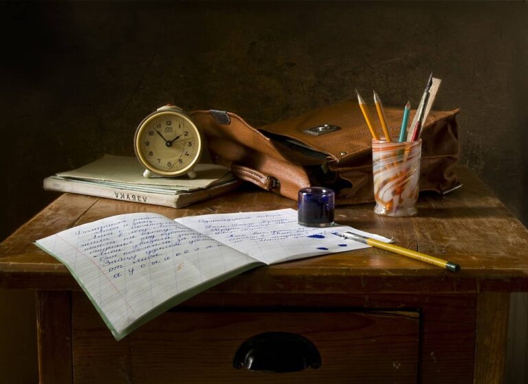[50+] Study DP Images, Photo, Pic for Girls & Boys (HD)