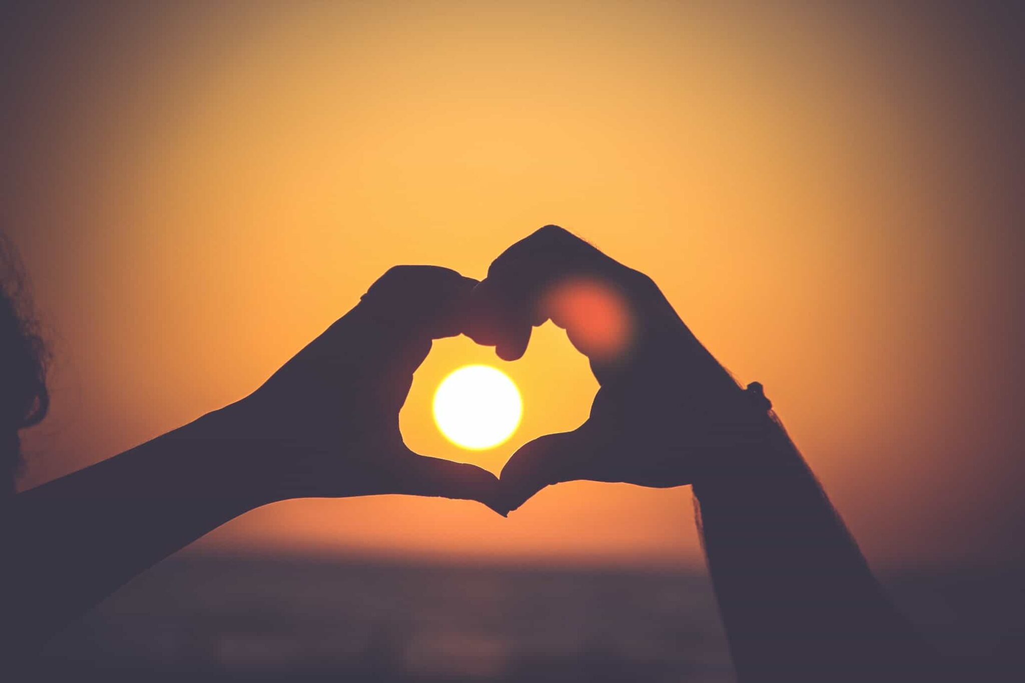 [80+] Couple Hand DP for Whatsapp & Instagram (HD) - PhotosFile
