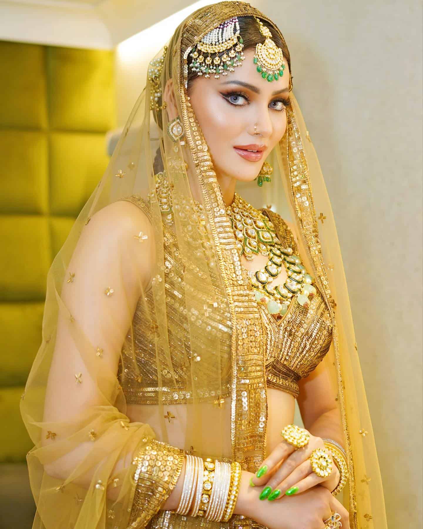 Bollywood Heroine Photos